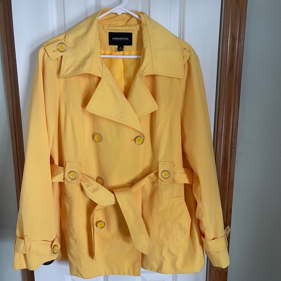 London Fog XL Bright Yellow Double Breasted Trench Raincoat - Picture 1 of 7